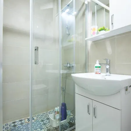Kalemova Apartment